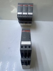 LOT 4 PCs 1Pcs ABB CM-PFS.S 1SVR730824R9300 phase sequence monitoring relay