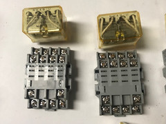 IDEC RH4B-UL Relay 120V With IDEC SH4B-05 Base 10A 300V 14 Pin NEW (Lot of 12)