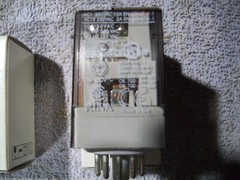 Allen Bradley 700-HA33A24 SER. D Control Relay 10A 250VAC