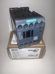 Siemens Contactor Relay 3RH2122-1AP00 230VAC 50/60Hz AC15, 10A, 22E, 2NO & 2NC