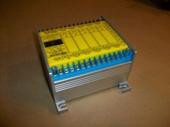 IDEC IZBARL Barrier Relay IBRC 6051R-2 USED