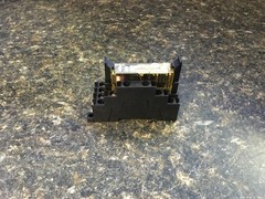 IDEC RF1V-4A2B-D24 RELAY 14 PIN WITH IDEC SF1V-6-07L SOCKET BASE (KB)