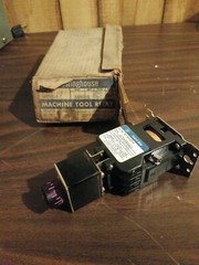 Westinghouse BTS022A timing relay, 300VAC, 10 amps, poles 2N0-2NC, coil 115-120V