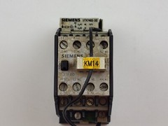 SIEMENS RELAY 3TF4022-0A 3TF4022 0A 3TF4022 0A 9A 220-240 V 50/60HZ