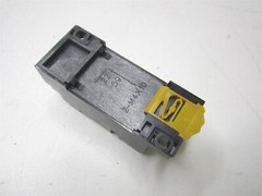 Omron (PYF14A-N)5 A, 250 VAC, 14 Pins, DIN Rail, Screw, Relay Socket