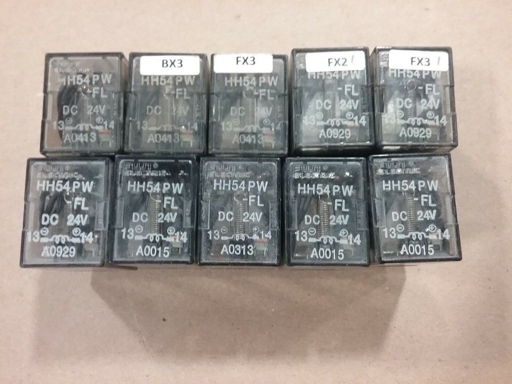 Lot Of 10 Fuji Electric HH54PW Relays Relay 24V DC HH54PW-FL #18F41