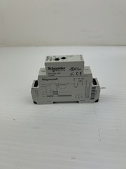 Schneider Electric 841CS5-UNI Current Sensing Relay 5 Amp Magnecraft
