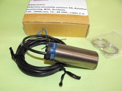 Schneider Electric Telemecanique XSAV12373. Inductivo Sensor.speed sensor.NEW