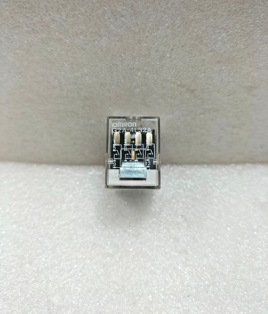OMRON G2A-4L32A MINIATURE RELAY 4-POLE, 4PDT, 500 MA, 24 VDC, PLUG IN TERMINALS