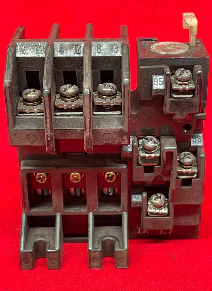 FUJI ELECTRIC OVERLOAD RELAY 2NK0FK 1.7-2.6A 600V