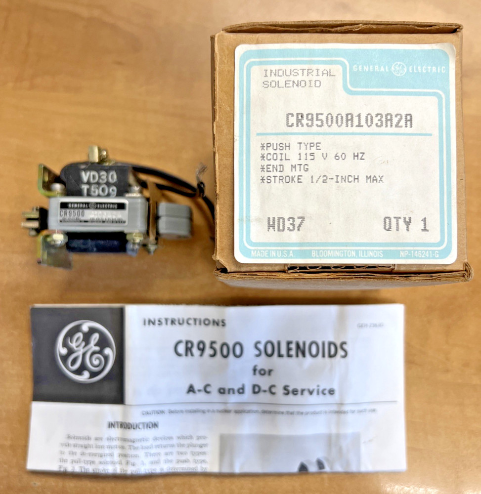 General Electric CR9500A103A2A Solenoid 115V Push Type End Mtg **NEW in BOX**