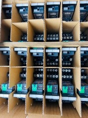 Schneider Electric RXM4AB1BDPVM Relay+Socket 24VDC +LTB 4C/O 6A 250VAC BOX 30ps