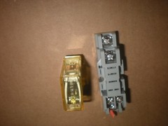 Idec RHIB-U Relay w/Idec SH1B-05 Socket – SPDT – 12VDC Coil – Tests OK as Shown