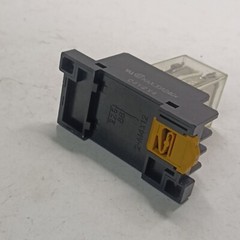 Omron LY3N 24VDC Electromechanical Relay Plug-in 3PDT 10A With Socket 2-M4X12