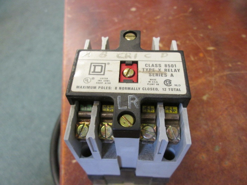 Square D Control Relay 8501 X000 MR 120V Coil 20A Used