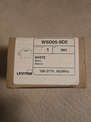 Leviton WSD05-9D0 Wireless Dimming Fixture Controller 100-277V RF 902MHz White