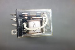 Allen-Bradley 700-HF33A1 Relay Ser. B 120VAC Coil