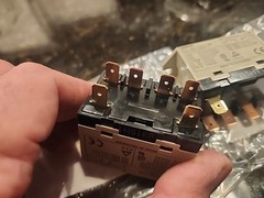 Set Of 2 NEW OMRON G7L-2A-TUBJ-CB-AC24 Power Relay 6 Pin 24VAC DPST NO 3A354