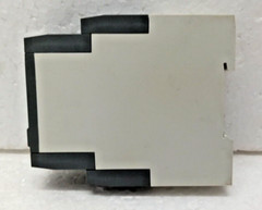 ABB 1SVR730110R3300 CT-AHS.22S Off delay With Aux.Voltage Time Relay