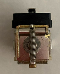 NEW OLD STOCK Magnecraft Electric Company W88KADX3 RELAY 230 VAC (VOLTS AC)