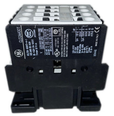 G.E CL02A400T Contactor, 32 Amp, 110/120V Coil, 4-Pole, Screw Terminals, Unused
