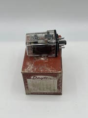 Dayton 5X827A General Purpose Relay 10A 277V DPDT 8-Pin 120VAC Coil New NOS