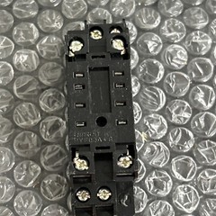 Lot of 12 Omron PYF08A-E Relay Socket Bases Fast Shipping! + Warranty