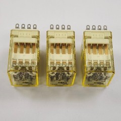 IDEC RY4S-UL Relays ( 3 pcs. ) 24 Volts DC , 14 Pin, New in Original Box