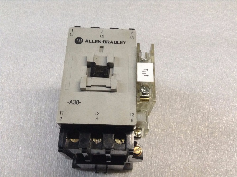 Allen Bradley 100-A38NZ*3 Starter 100-A38 100A38NZ 100A 38 Amp 24 VDC Coil (TB)
