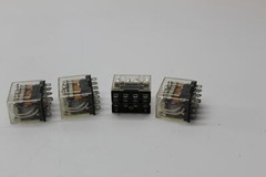 OMRON LY4N RELAY 100/110V LOT OF 4 NSNP