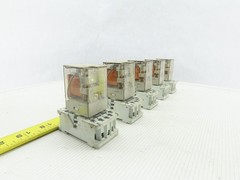 Allen Bradley 700-HA33Z24 Ser D 700-HN101 Ser C Relays And Sockets Lot Of 5