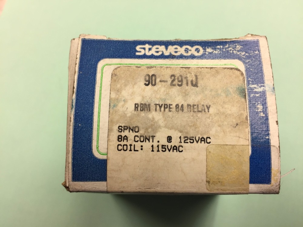 NEW IN THE BOX 90-291Q STEVECO RELAY