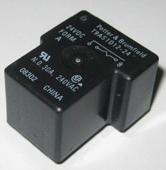 Potter and Brumfield Plastic Case T9A Series Relay – 240 VAC 30A – 24 V DC Coil
