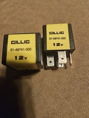 (Lot of 5 Relays Total) 2 – Gillig Yellow 12V Cube Relay 51-49741-000 2 TYCO TE