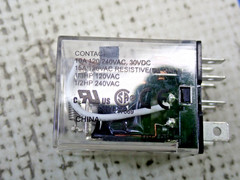 Cutler Hammer D7PR2A DPDT Relay 120V Coil Ser A2 NEW