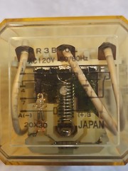 (4) IDEC RR3B-UL Power Relay Plug-In 3PDT 10A, 120vAC + Indicator RR3B-UL-AC120