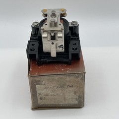 Dayton 5X850A General Purpose Relay 30A 300V SPST-NO-DM 120VAC Coil New NO