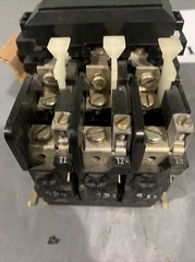 ITE SIEMENS Size 0-1 600V Contactor W 120V Coil And Overload Relays NOS