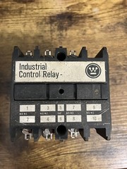 Westinghouse Industrial Control Relay 176C663G01 AR4A 766A023G01