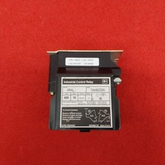CUTLER-HAMMER AR4A Industrial Control Relay 600 Volts 10Amps 4-Pole