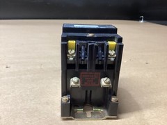 Allen Bradley BUL 700 Type R Electrically held relay 700-R200A1 SER B #119D82*CO