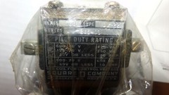 2 NOS 7001 TYPE DO-22 Square D DC MAGNETIC RELAY SER. A 230/250V