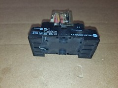 Allen Bradley 700-HC24A1 SER. A Relay 700-HN 103 SER. B Base Fast Shipping