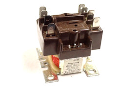 LOT OF 10 Honeywell R8229A Electric Heat Relay 24V 50/60 HZ NEW