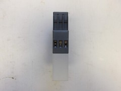ABB P/N:1SVR430824R9300 PHASE SEQUENCE MONITORING RELAY 200-500V AC