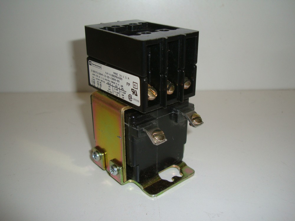 Telemecanique Relay, Model: 2180DFEX30HA 3 Pole