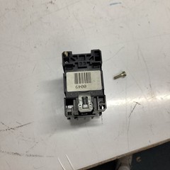 Allen Bradley 100-A09ND3 Ser B AC Contactor, 9 Amp, 600 V, 3 Pole, Q-568