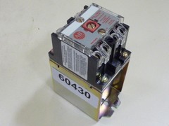 ALLEN BRADLEY DC Relay 700DC-PK400Z24 SER D Used #75832