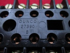 Struthers Dunn 27390 Socket