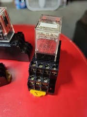 LOT OF 4 Omron MY4N-D2 24 VDC W/ SOCKET